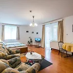 Szent Kristof Panzio Bed & Breakfast Esztergom