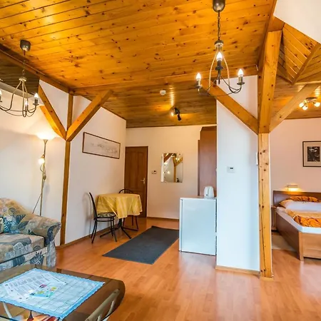 Bed & Breakfast Szent Kristof Panzio 3*